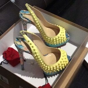 Christian Louboutin Pumps